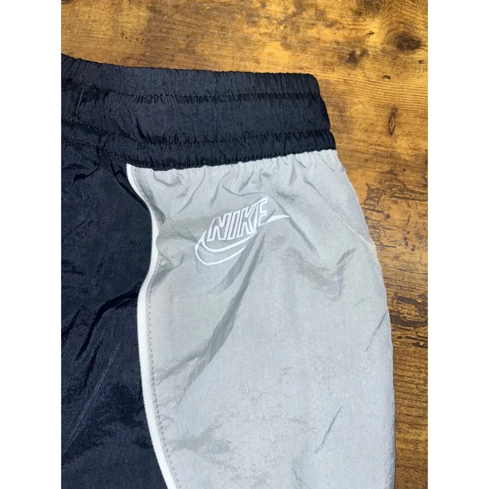 Nike Boys' NSW Amplify Woven Shorts Small NWT‎